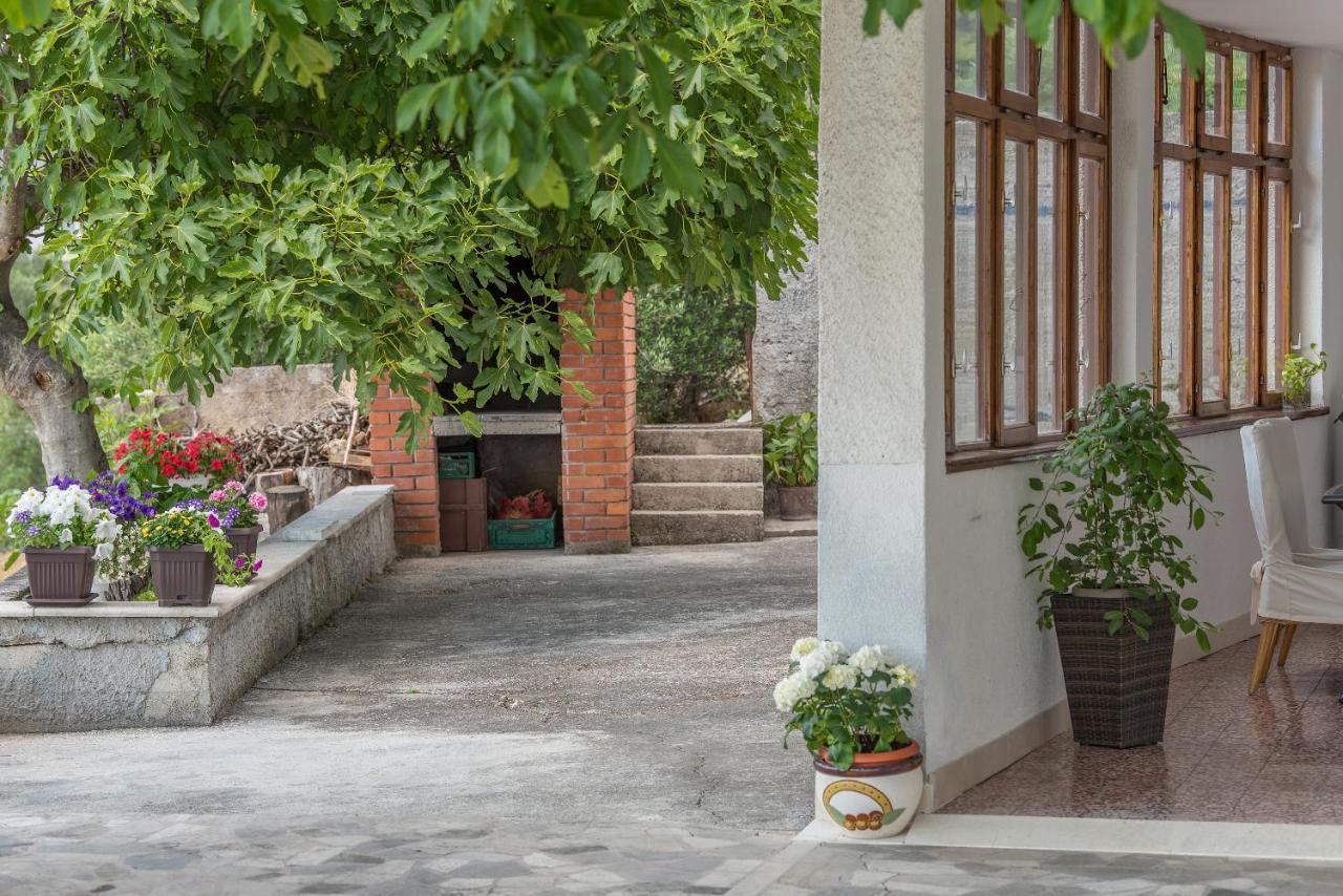 Apartment Strawberry Makarska Esterno foto