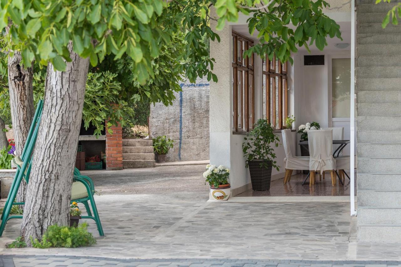 Apartment Strawberry Makarska Esterno foto